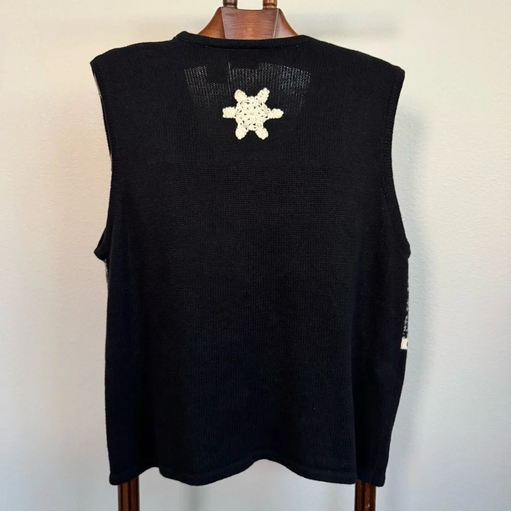 VTG Bobbie Brooks Black and White Christmas Sweater XL Vest